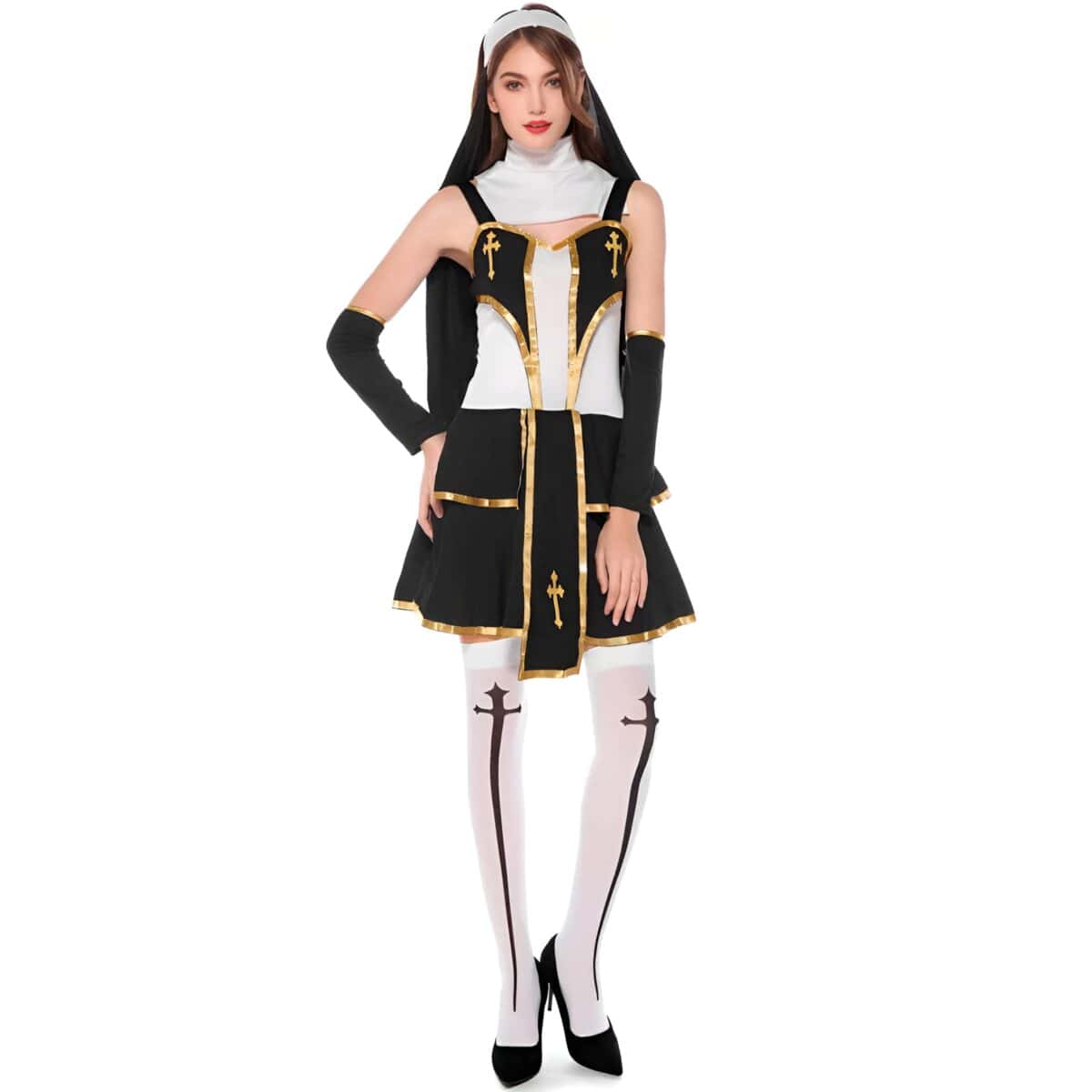 Déguisement nonne couple, costume religieux noir et or pour Halloween.